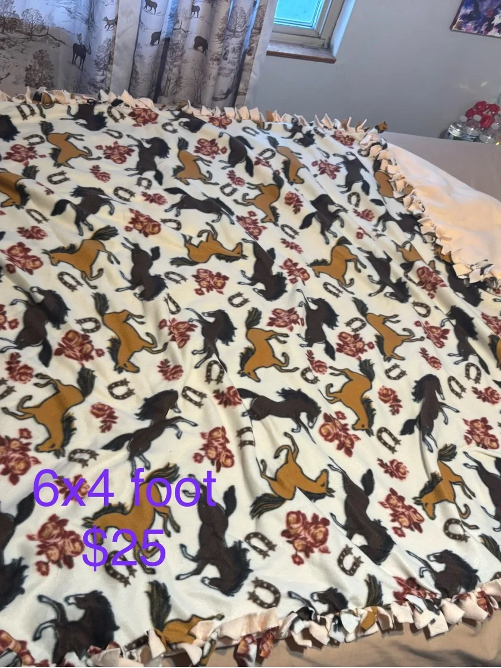 Equestrian Fleece Throw Blanket - Cream with Brown & Tan Horse Print
